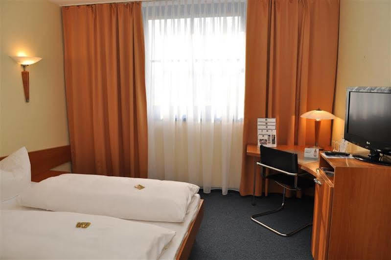 Transmar Travel Hotel Bindlach Exteriér fotografie